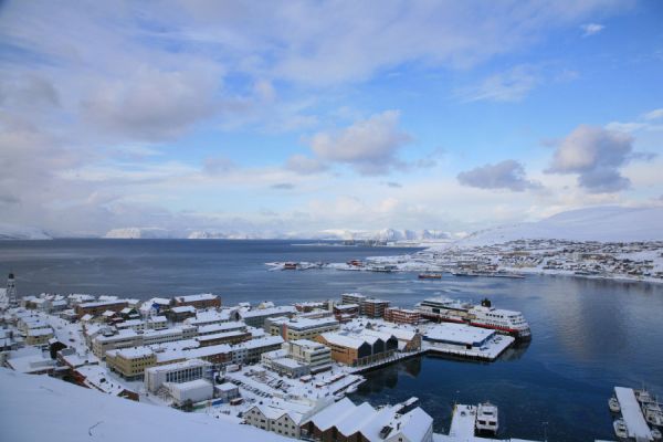 Le navire Trollfjord amarré à Hammerfest