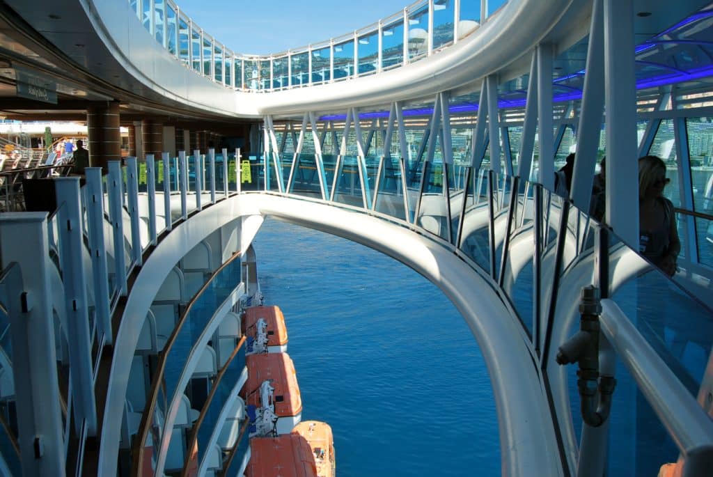 Royal-Princess-Cruise-Paquebot-Promenade SeaWalk